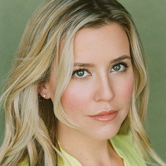 Noelle Kenney