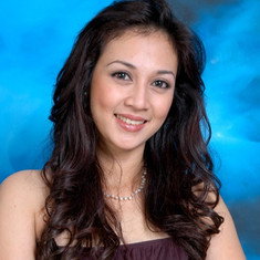 Dina Lorenza