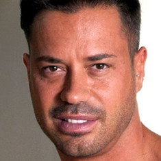 Alex Magnum