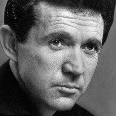 Sonny James