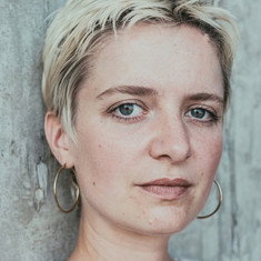 Lena Entezami