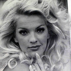 Wanda Seux