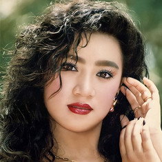 Y Phụng