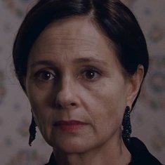 Anouk Grinberg