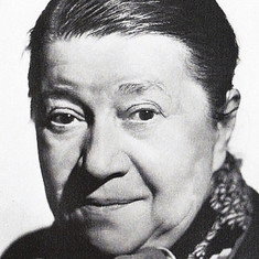 Pauline Carton
