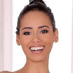 Andreina Deluxe
