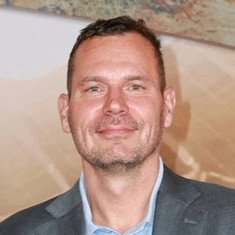 Mark Bakowski