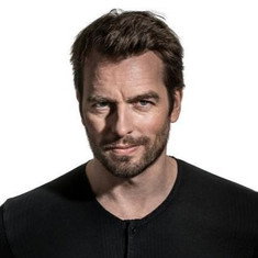 Christopher Wollter
