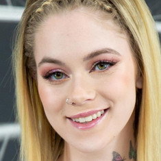 Sage Fox