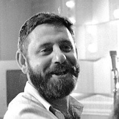 Uri Zohar