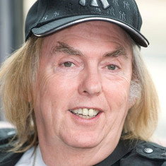 Dave Hill