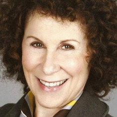 Rhea Perlman