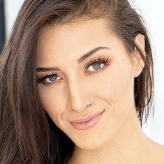 Bella Rolland
