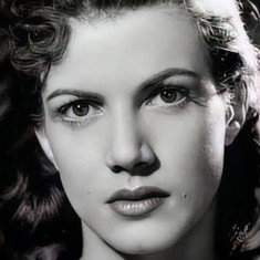 Elda Peralta