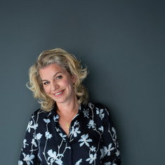 Annejet van der Zijl