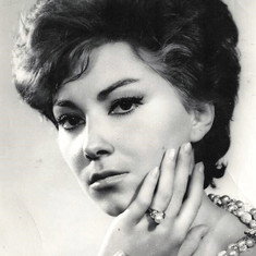 Vicky Lagos