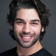 Şükrü Özyıldız