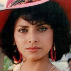 Varsha Usgaonkar