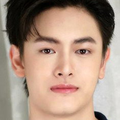 Phadtraruengrid Namwongyot