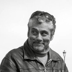 Stavros Parharidis