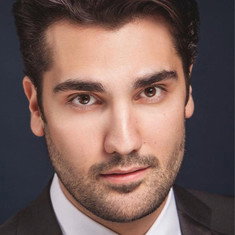 Jonathan Tetelman