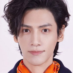 Luo Yunxi