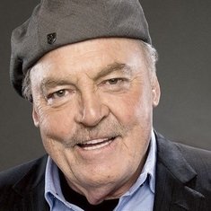 Stacy Keach