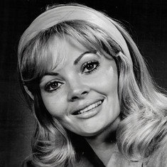 Jeannine Riley