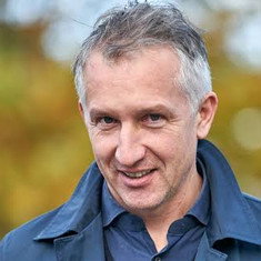 Frank Baumann