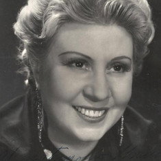 Julia Lajos