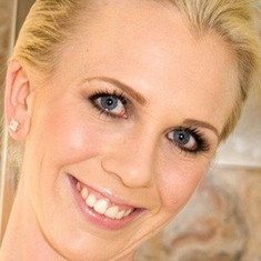 Scarlett Summers