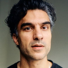 Farzad Farzaneh