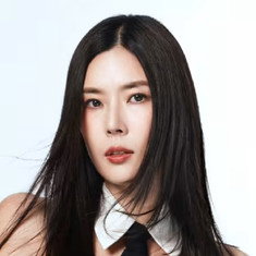 Carrie Wong