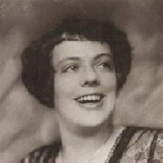 Senta Söneland