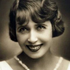 Mistinguett