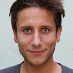 András Sütö