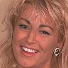 Elizabeth King