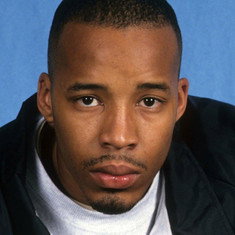 Warren G
