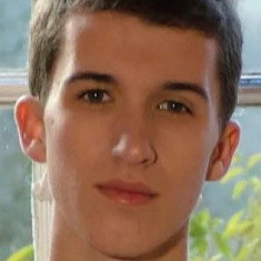 Aaron Burns