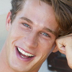 Yves Carradine