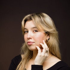 Caroline LeVans