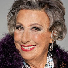 Müzeyyen Senar