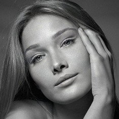 Carla Bruni
