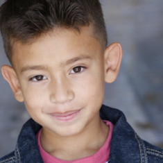 Isaac Linares