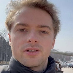 Max Laulom