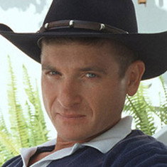 Andrew Lennox