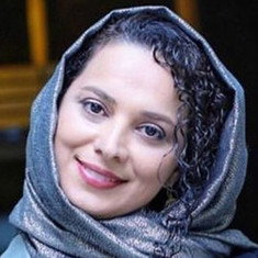 Roshanak Ajamian