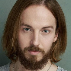 Alec James