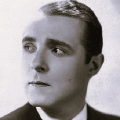 Robert Arnoux
