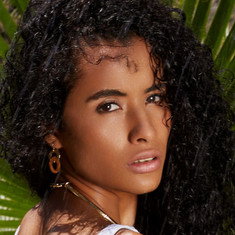 Mia Nix